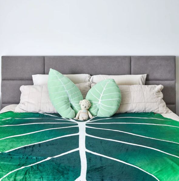 ComfyLuxe™ - Blattförmige Fleecedecke