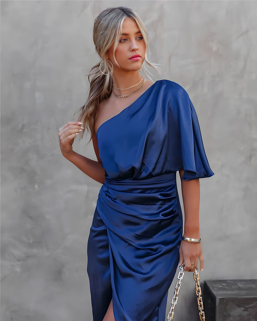 Oliva™ | Stilvolles One-Shoulder Kleid für besondere Anlässe